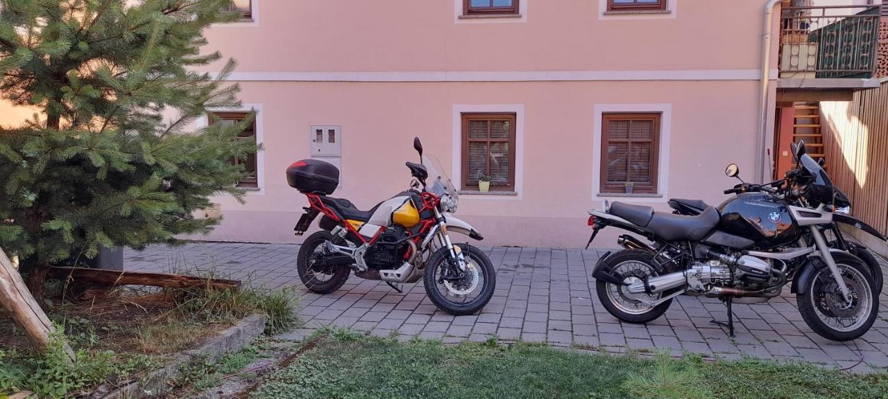 Apartment Slovan Škofja Loka Zewnętrze zdjęcie